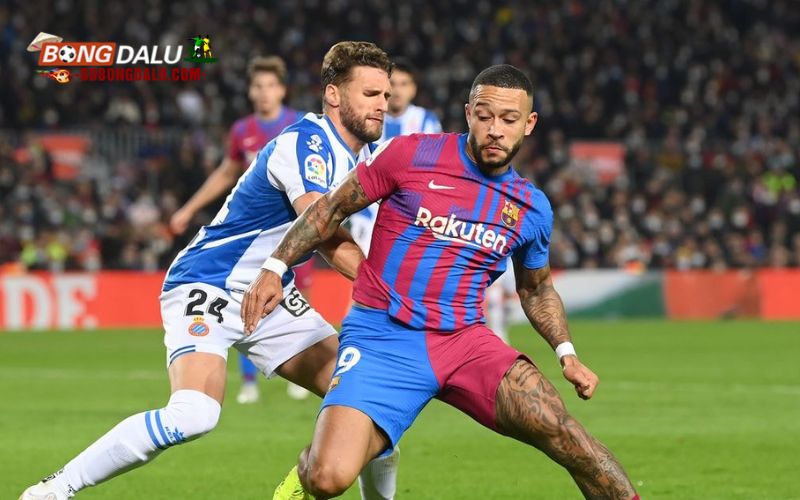 Với 33 điểm sau 12 trận đấu, họ tiếp tục dẫn đầu bảng xếp hạng La Liga